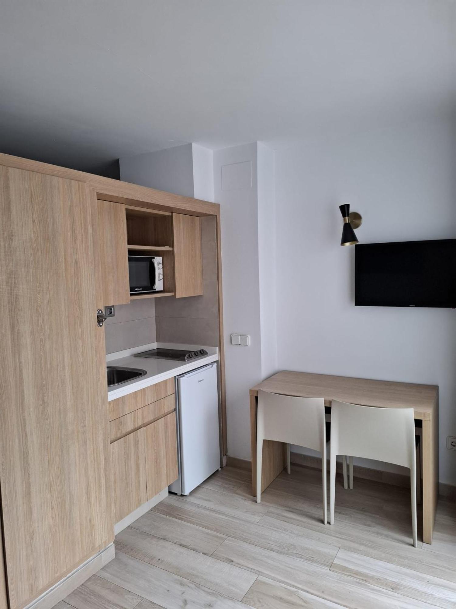 Sunside Ibiza Studios - Only Adults- Formerly Known As Central Park 聖安東尼奧 外观 照片
