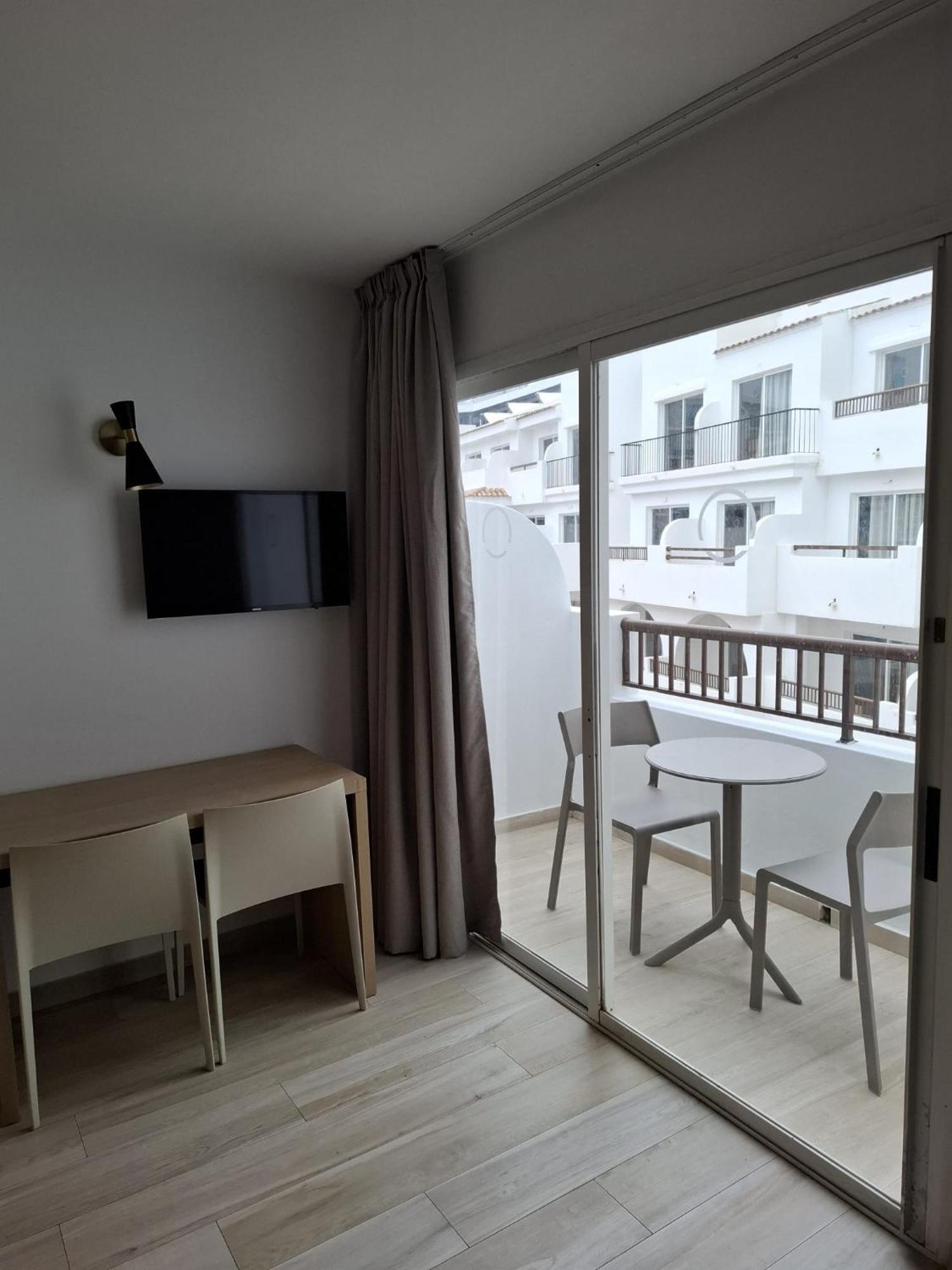Sunside Ibiza Studios - Only Adults- Formerly Known As Central Park 聖安東尼奧 外观 照片